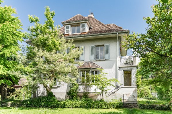 Stadtvilla im Dornröschenschlaf